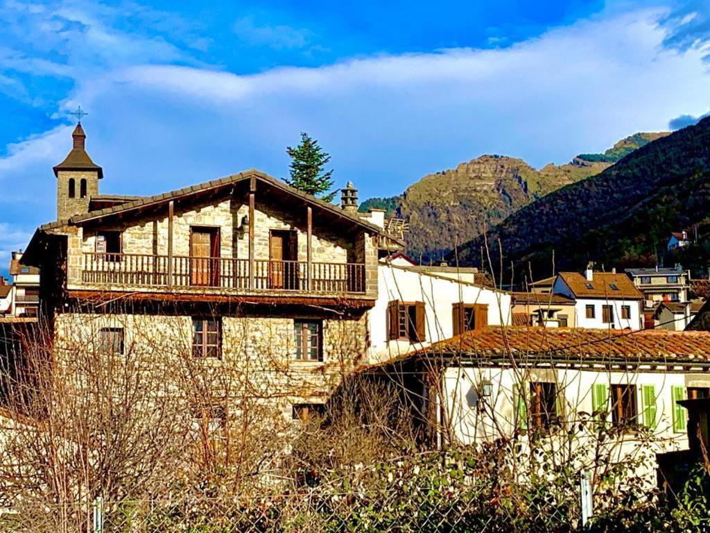 Biescas Apartamento Casa Josito La Cadiera ภายนอก รูปภาพ
